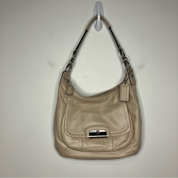 Coach Kristin hobo bag cream leather medium size - Picture 1 of 11